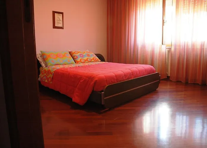 Liana Guest House